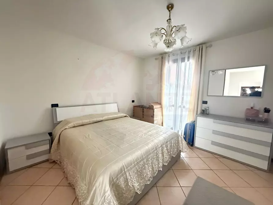 Immagine 15 di Appartamento in vendita  in Via Calura a Castrezzato