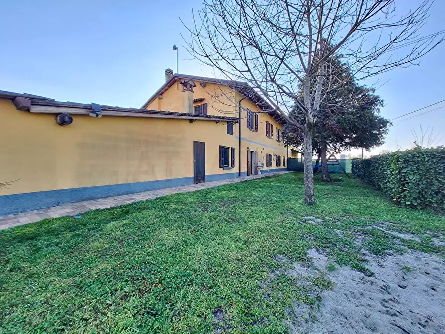 Immagine 3 di Camera in vendita  in VIA PREPOSITURA a Chiari