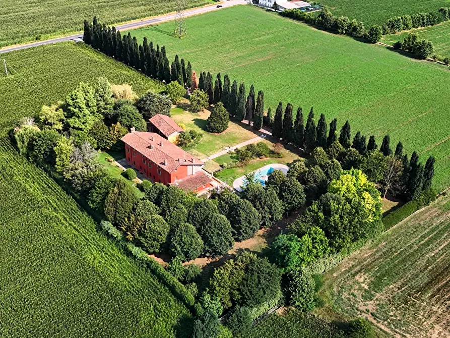 Immagine 2 di Casa indipendente in vendita  in Via Castelcovati a Chiari