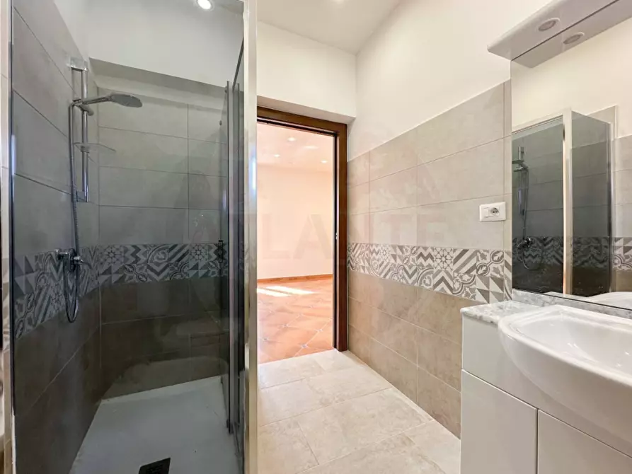 Immagine 20 di Casa semindipendente in vendita  in Regione Carrara a Terzo