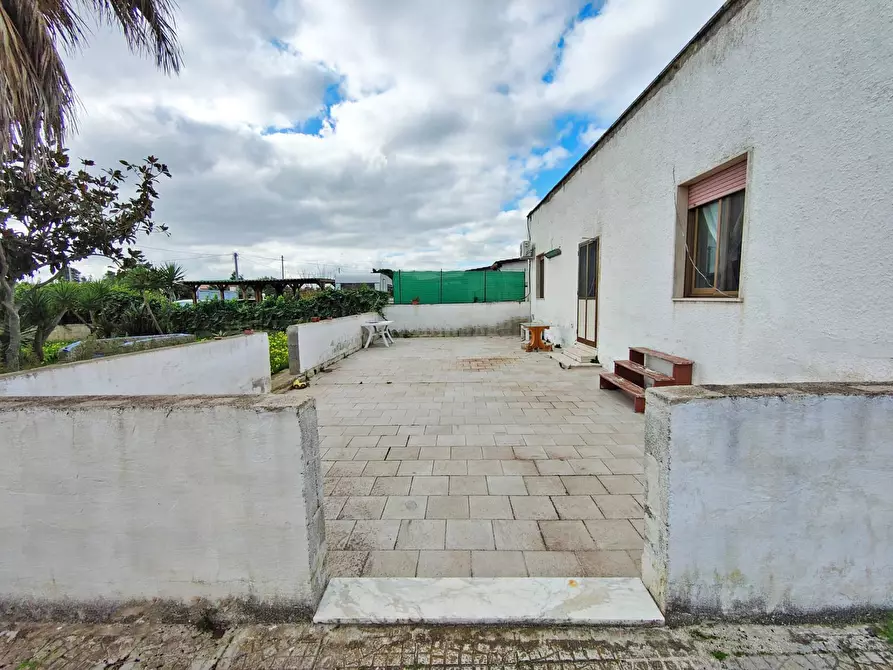 Immagine 7 di Villa in vendita  in Strada Dei Vini a Brindisi