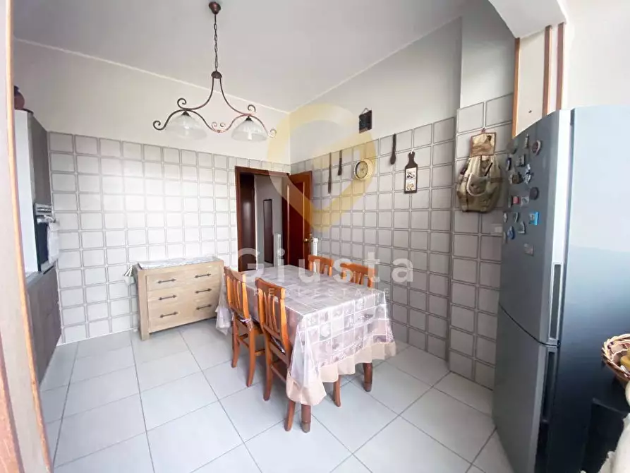 Immagine 1 di Appartamento in vendita  in Via Isonzo a Brindisi