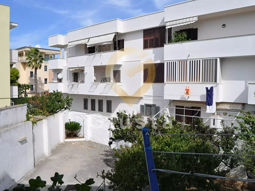 Immagine 22 di Appartamento in vendita  in Via Locatelli a Brindisi