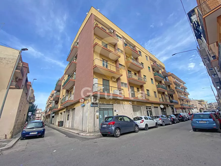 Immagine 1 di Appartamento in vendita  in Via Settimio Severo a Brindisi