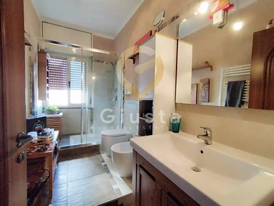 Immagine 11 di Appartamento in vendita  in Viale Aldo Moro a Brindisi