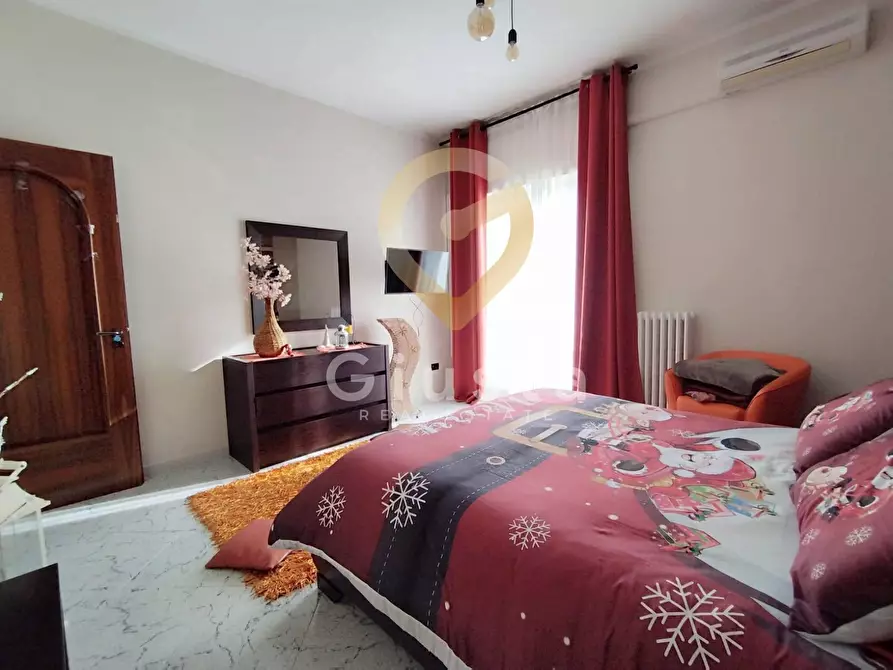 Immagine 14 di Appartamento in vendita  in Viale Aldo Moro a Brindisi