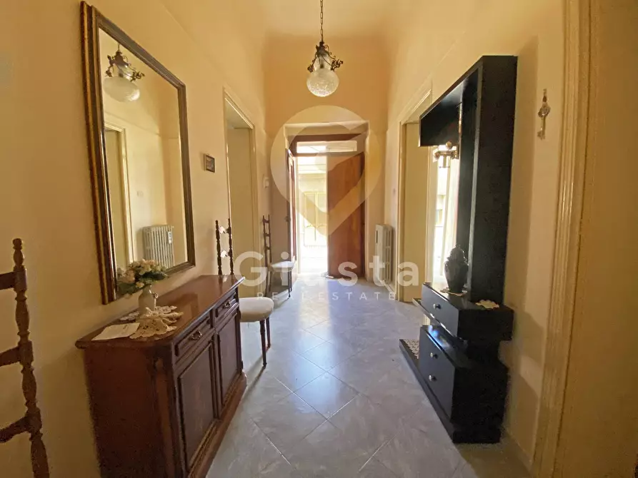 Immagine 1 di Casa indipendente in vendita  in Via De Giosa a Guagnano