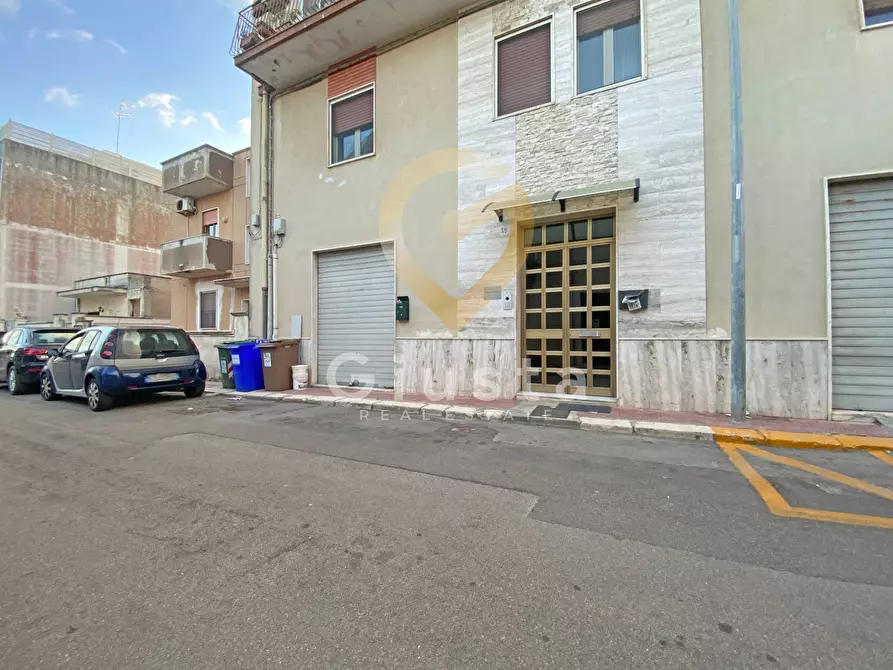 Immagine 1 di Box auto in vendita  in Via Urbano II a Brindisi
