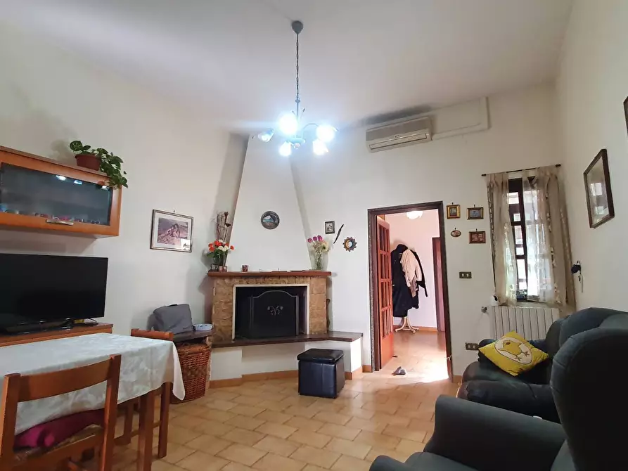 Immagine 1 di Appartamento in vendita  in Via Corsica a Brindisi