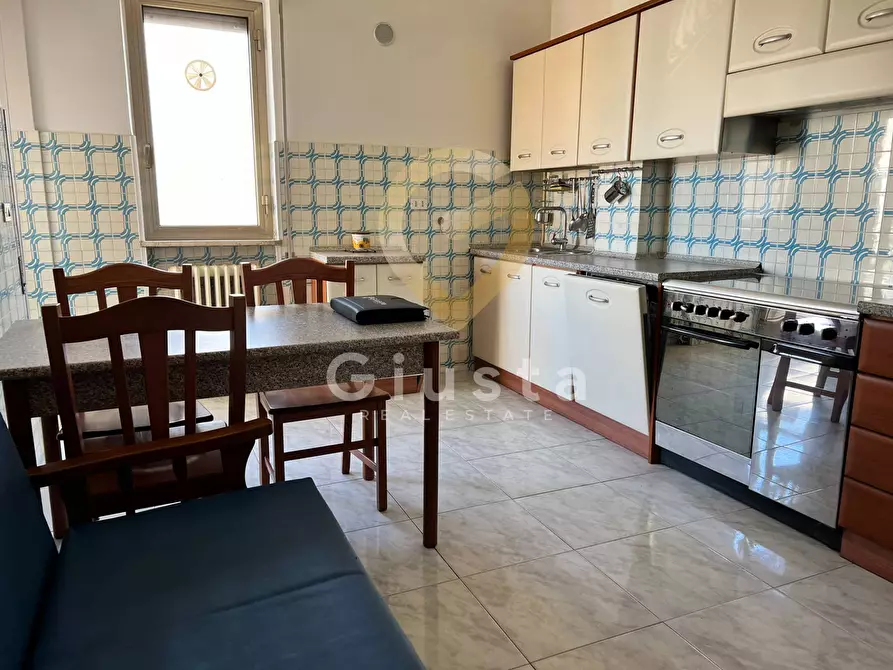 Immagine 5 di Appartamento in vendita  in Via Della Libertà a Latiano