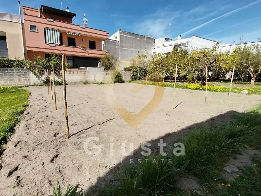 Immagine 1 di Terreno residenziale in vendita  in contrada Pozzica a Oria
