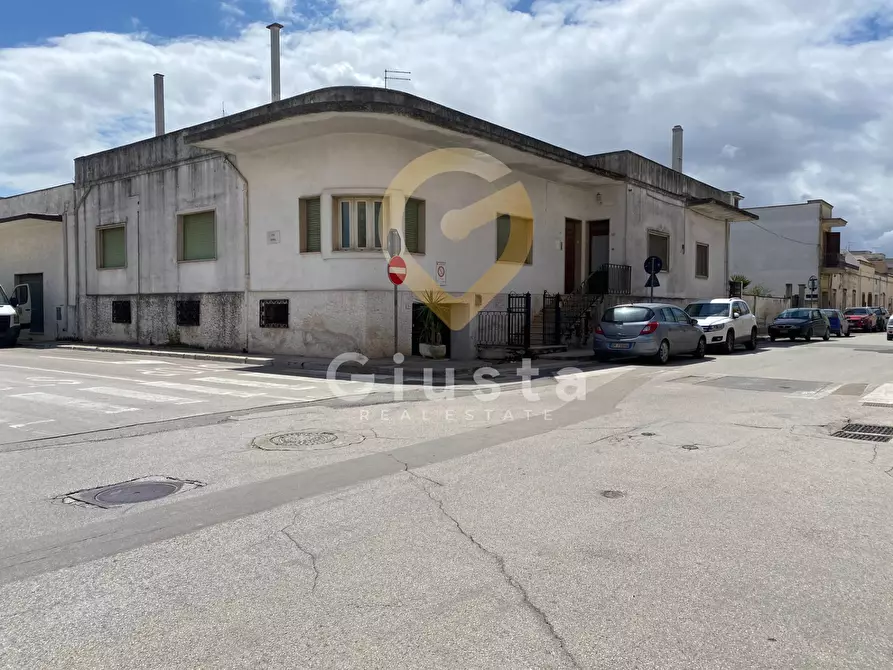 Immagine 1 di Casa indipendente in vendita  in Via Risorgimento a Erchie