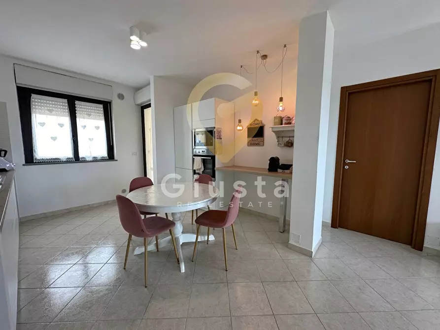Immagine 1 di Appartamento in vendita  in Via Vittorio Occorsio a Brindisi