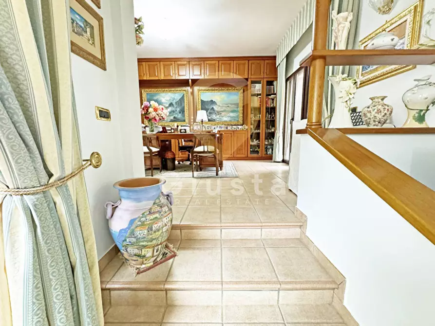 Immagine 23 di Villa in vendita  in Via Borracino a Pulsano