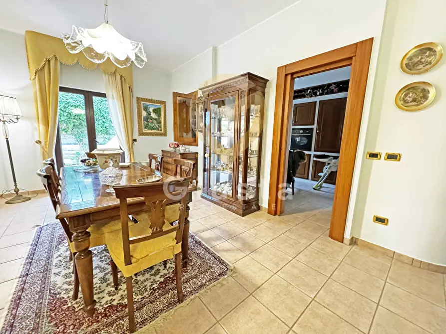 Immagine 28 di Villa in vendita  in Via Borracino a Pulsano