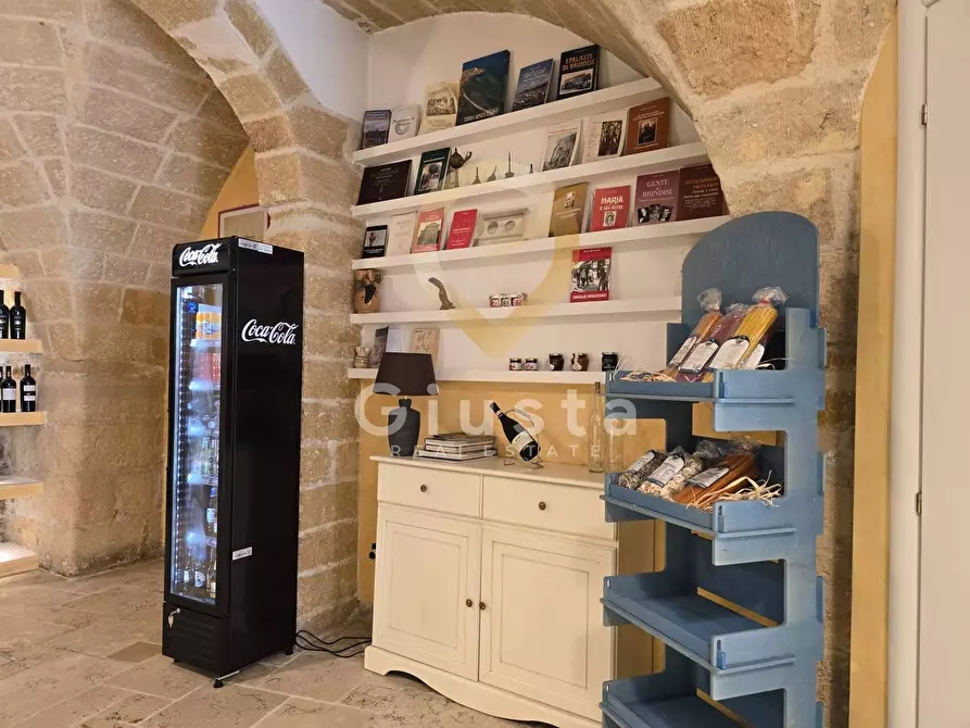 Immagine 8 di Locale commerciale in vendita  in Via Lauro a Brindisi