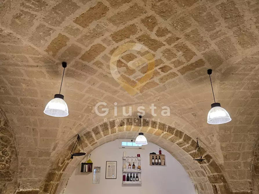 Immagine 13 di Locale commerciale in vendita  in Via Lauro a Brindisi