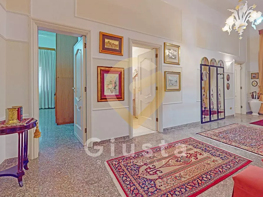 Immagine 4 di Casa indipendente in vendita  in via centrale elettrica a Mesagne