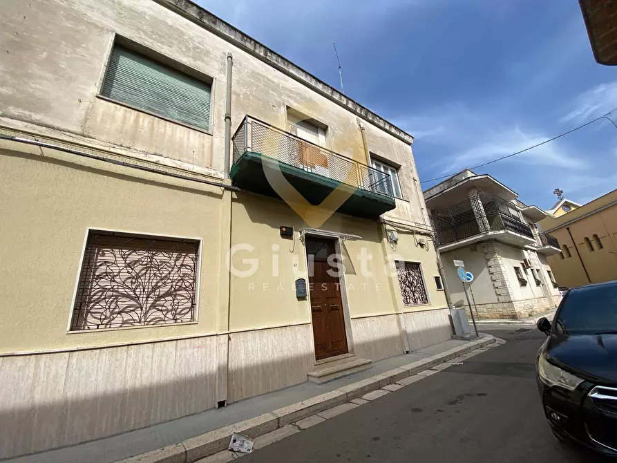 Immagine 2 di Casa indipendente in vendita  in via centrale elettrica a Mesagne