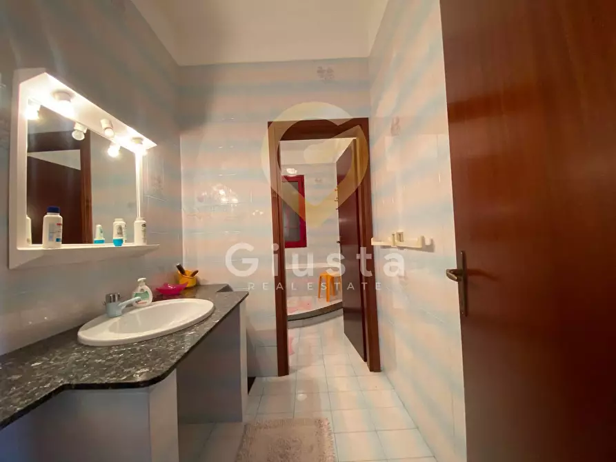 Immagine 14 di Villa in vendita  in Via San Marco Evangelista a Brindisi