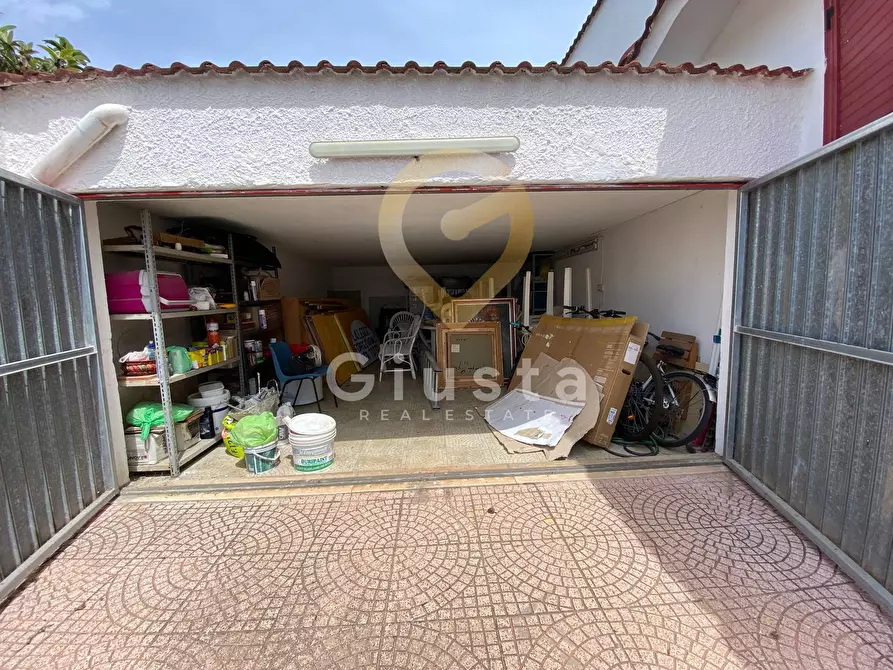 Immagine 24 di Villa in vendita  in Via San Marco Evangelista a Brindisi