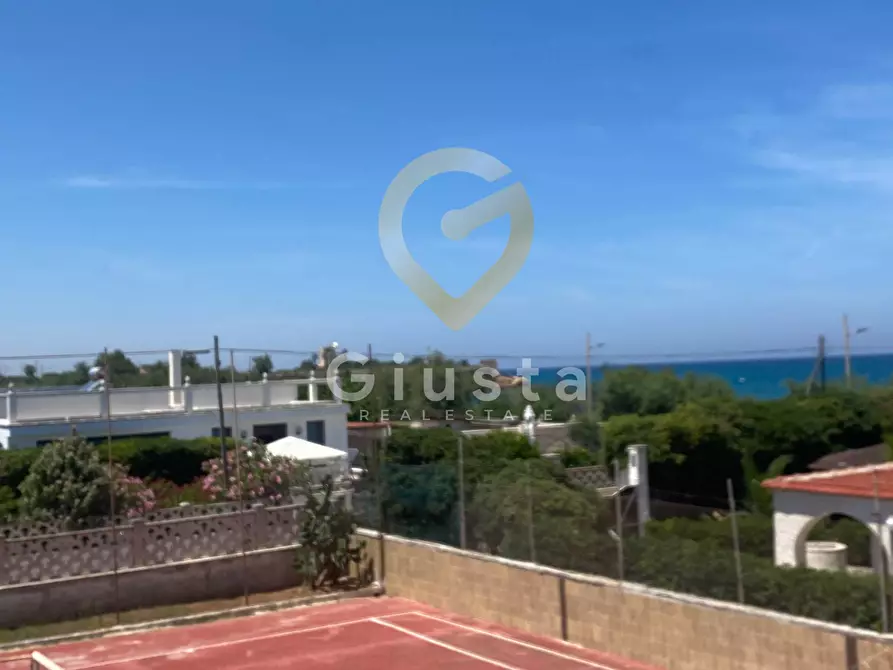 Immagine 30 di Villa in vendita  in via ALCYONE a Brindisi
