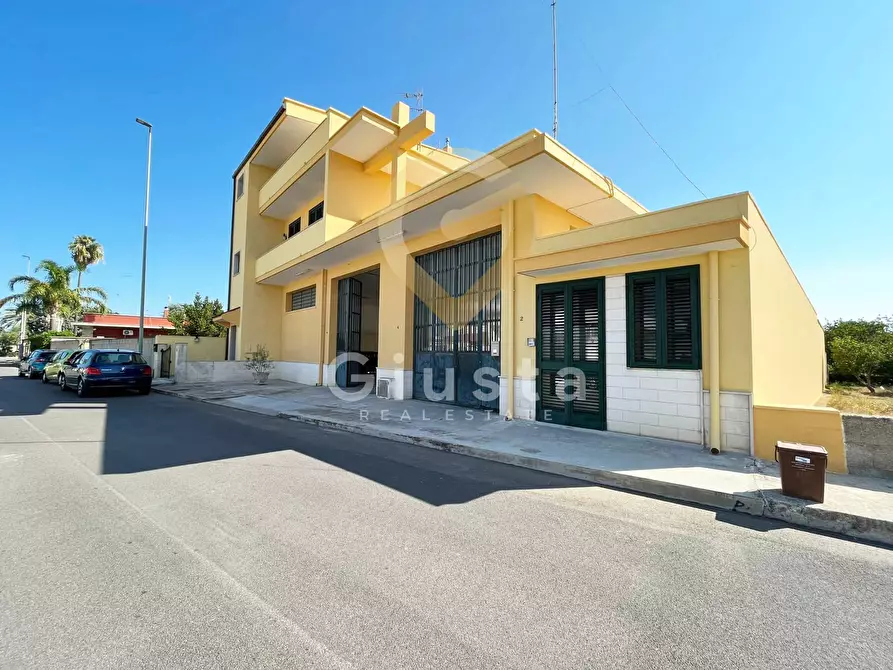 Immagine 2 di Casa indipendente in vendita  in viale dei giacinti a San Pietro Vernotico