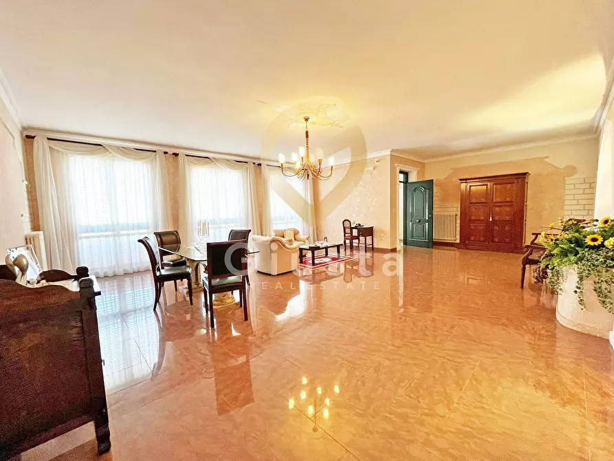 Immagine 4 di Casa indipendente in vendita  in VIALE DEI GIACINTI a San Pietro Vernotico