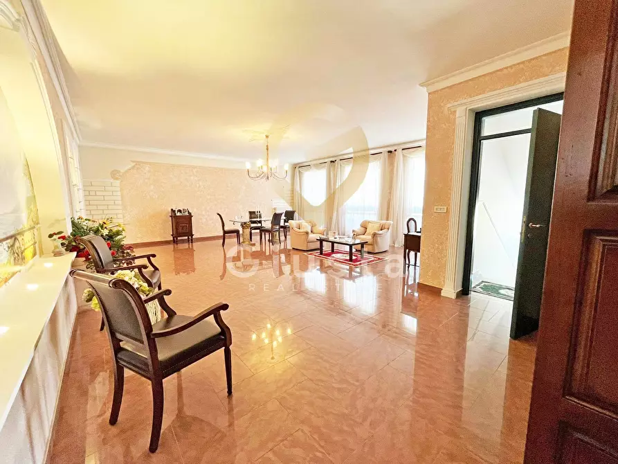 Immagine 6 di Casa indipendente in vendita  in VIALE DEI GIACINTI a San Pietro Vernotico