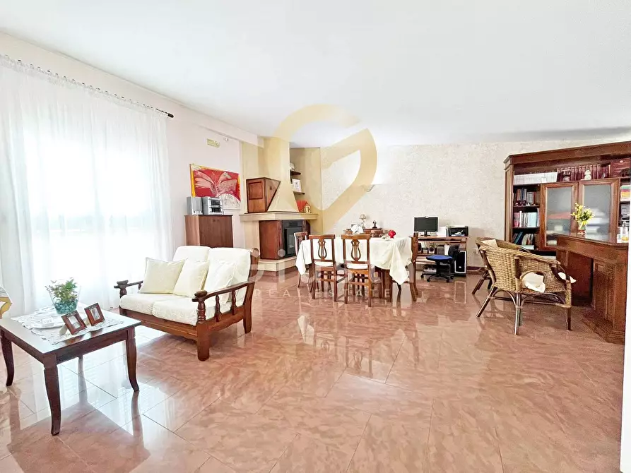 Immagine 19 di Casa indipendente in vendita  in VIALE DEI GIACINTI a San Pietro Vernotico