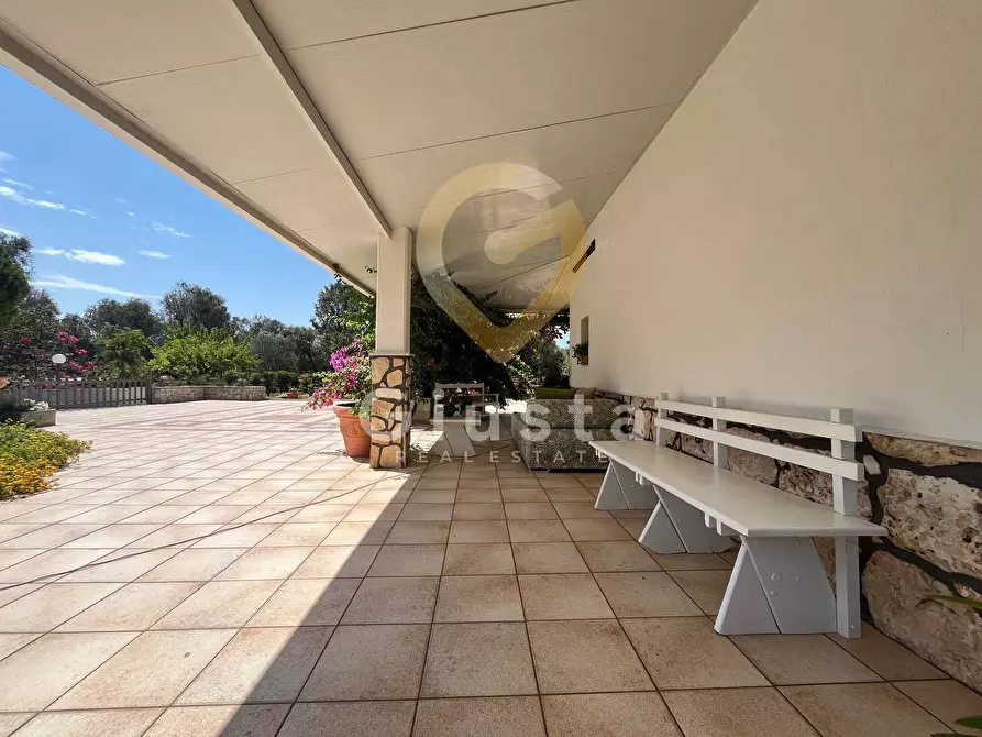 Immagine 4 di Villa in vendita  in C.DA PALAGOGNA a Ceglie Messapico