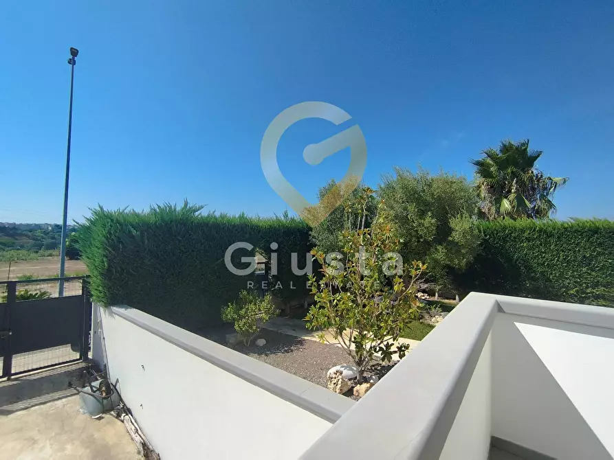 Immagine 8 di Casa bifamiliare in vendita  in Via Praga a Brindisi