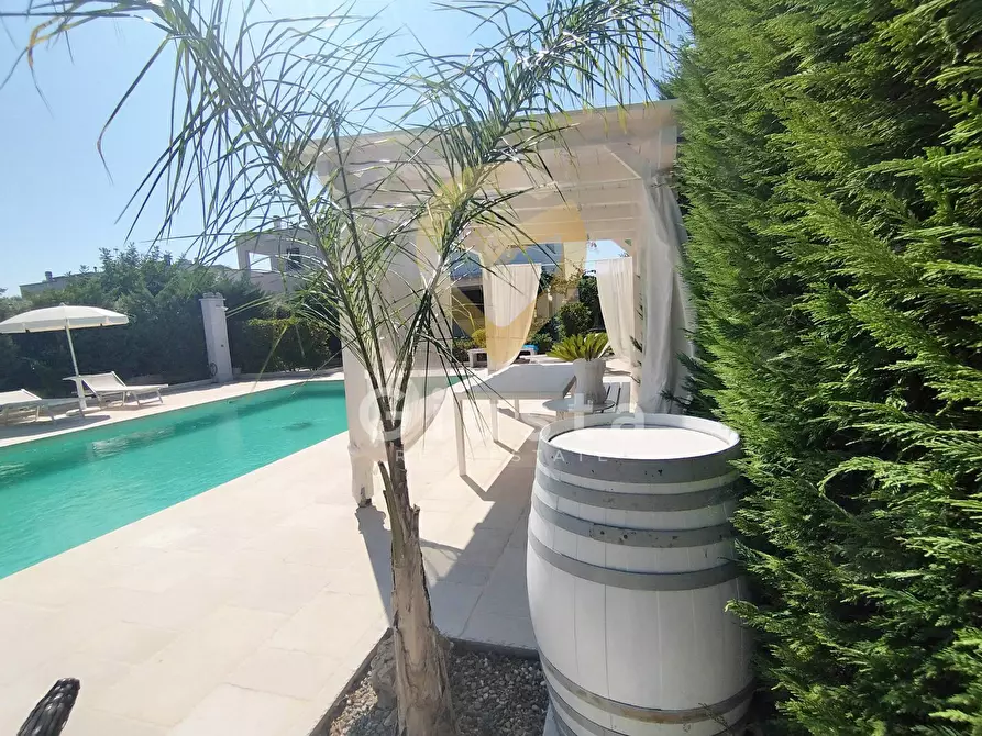 Immagine 24 di Casa bifamiliare in vendita  in Via Praga a Brindisi