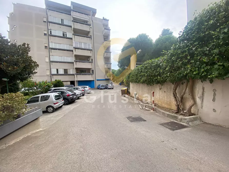 Immagine 2 di Appartamento in vendita  in viale belgio a Brindisi