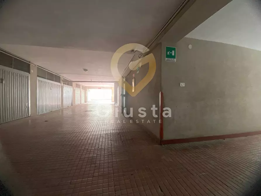 Immagine 20 di Appartamento in vendita  in viale belgio a Brindisi