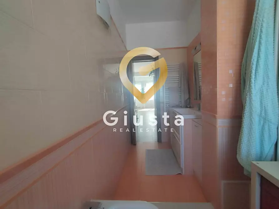 Immagine 26 di Appartamento in vendita  in Largo Amedeo Avogadro a Brindisi