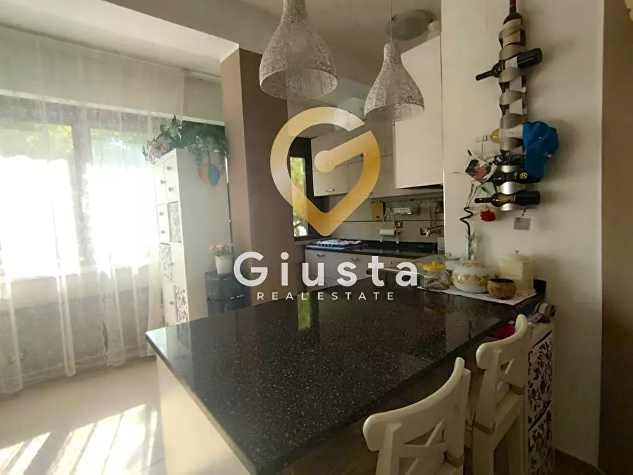 Immagine 10 di Appartamento in vendita  in Largo Amedeo Avogadro a Brindisi