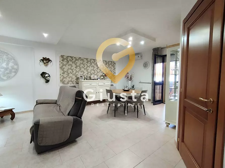 Immagine 5 di Appartamento in vendita  in Via San Donaci a Mesagne