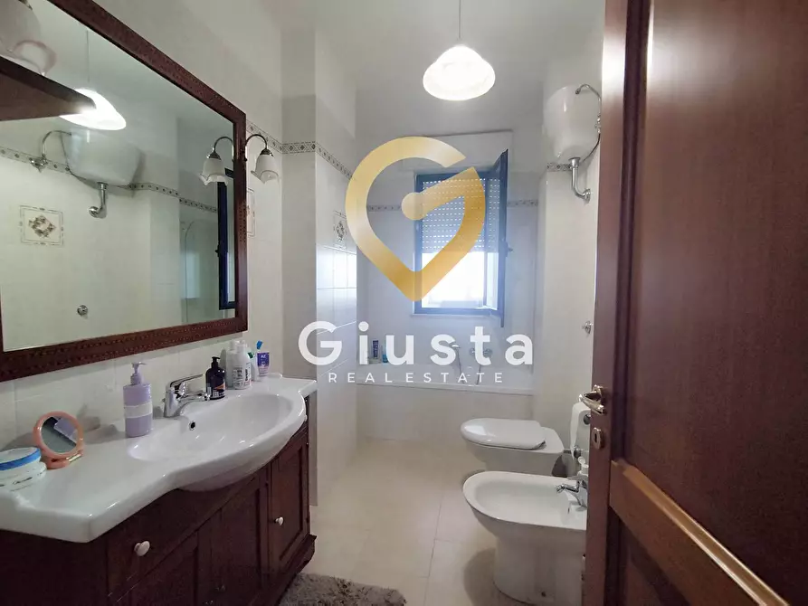 Immagine 23 di Appartamento in vendita  in Via San Donaci a Mesagne