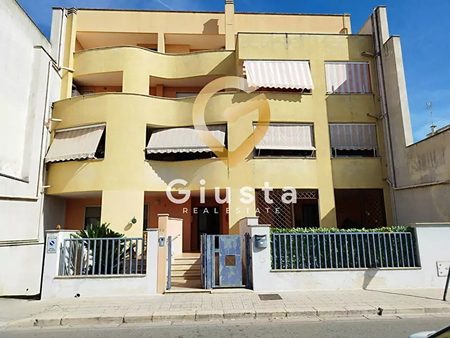 Immagine 3 di Appartamento in vendita  in Via San Donaci a Mesagne