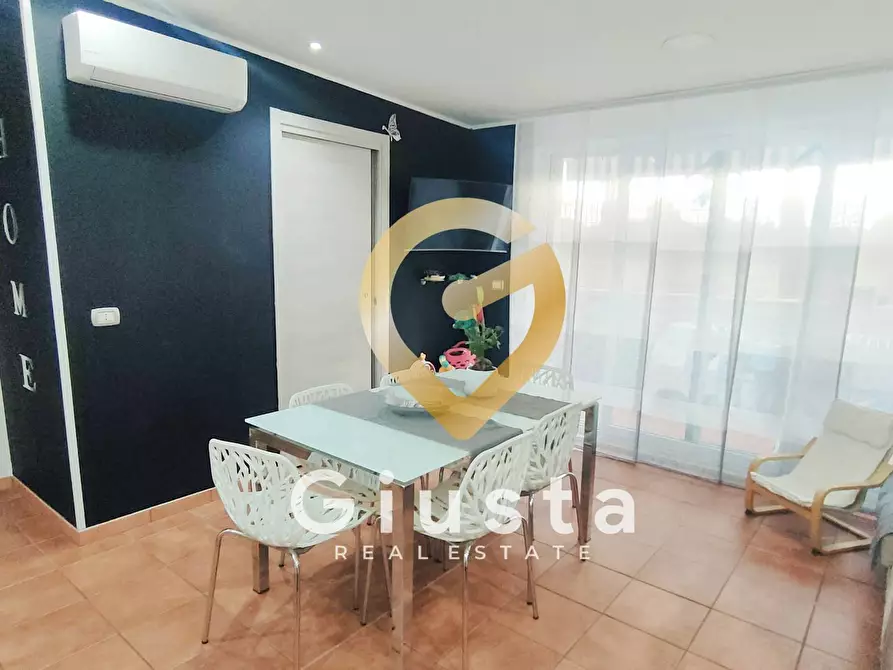 Immagine 7 di Appartamento in vendita  in via egnazia a Brindisi