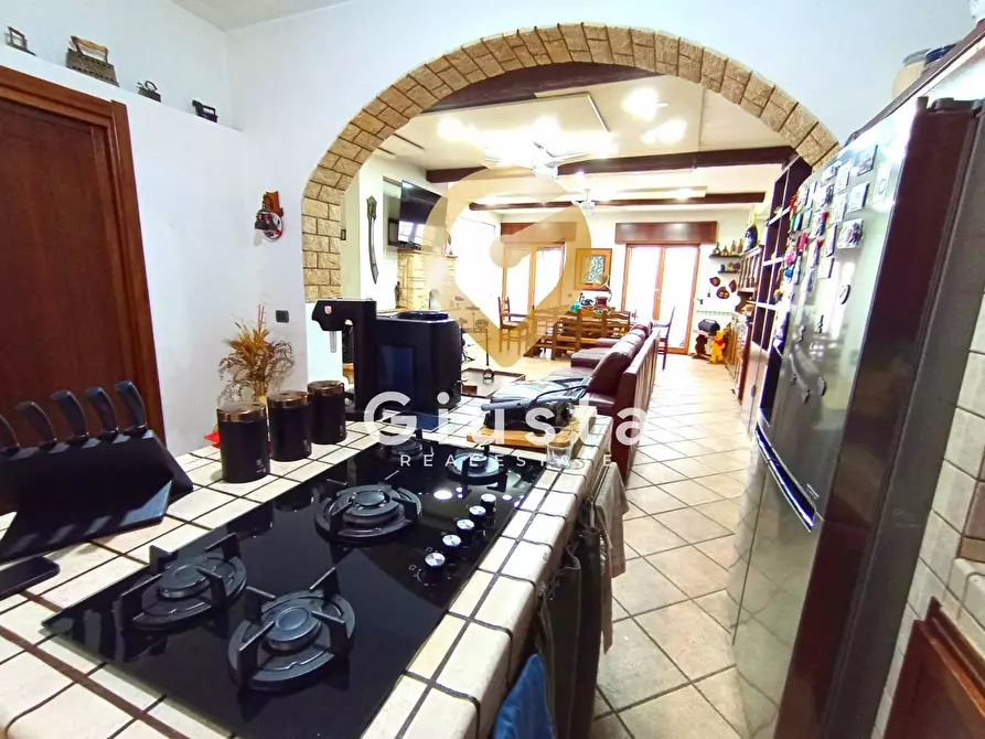 Immagine 8 di Casa semindipendente in vendita  in Via Giovanni XXIII a Brindisi