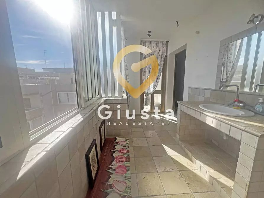 Immagine 8 di Appartamento in vendita  in Via Legnago a Brindisi