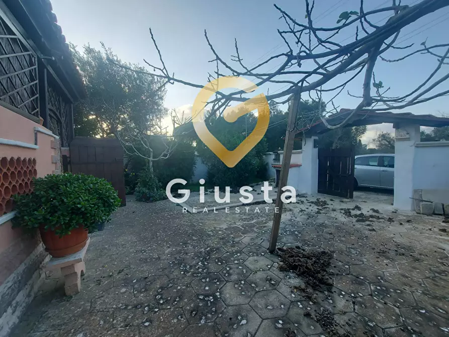 Immagine 6 di Villa in vendita  in Via squinzano a Trepuzzi