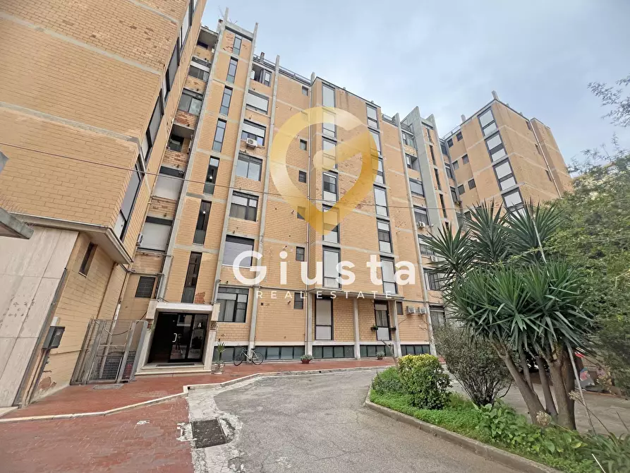 Immagine 3 di Appartamento in vendita  in Viale Aldo Moro a Brindisi