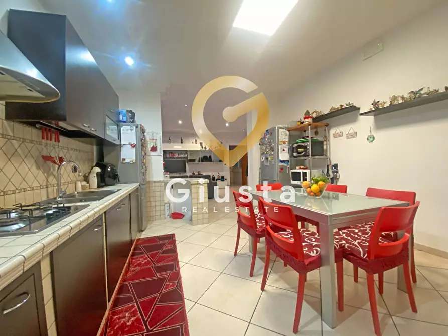 Immagine 5 di Appartamento in vendita  in Via Tertulliano a Brindisi