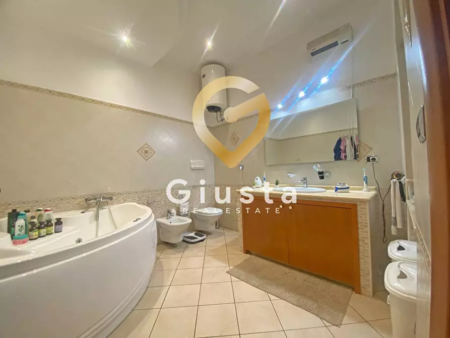 Immagine 13 di Appartamento in vendita  in Via Tertulliano a Brindisi