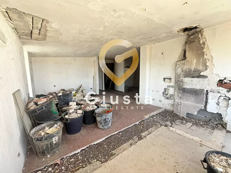 Immagine 23 di Appartamento in vendita  in via Antonio Gramsci a Mesagne