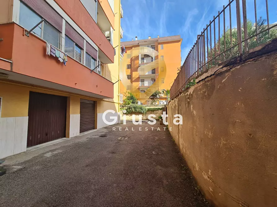 Immagine 10 di Appartamento in vendita  in via san martino della battaglia a Brindisi