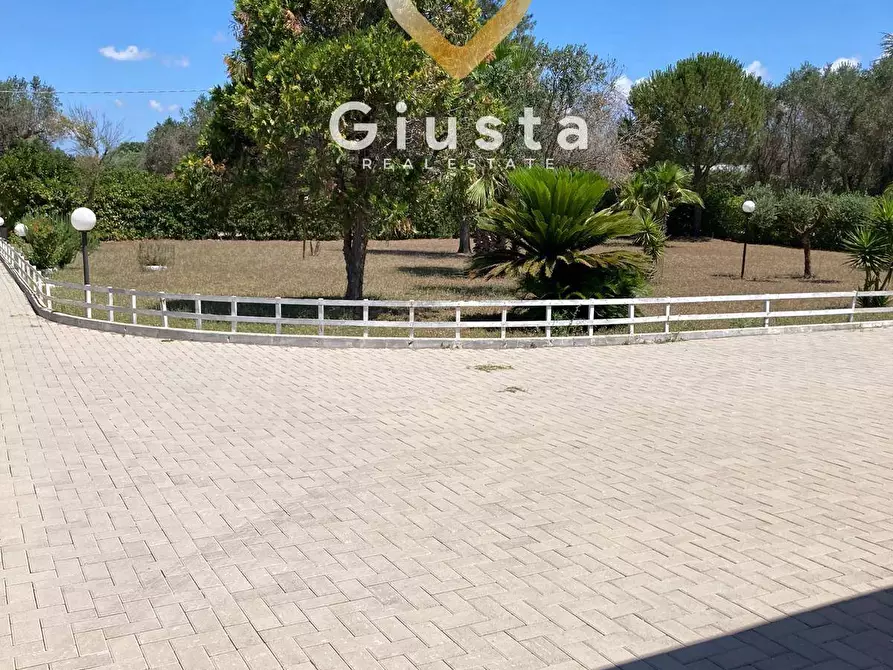 Immagine 9 di Villa in vendita  in via Palmitella a Mesagne